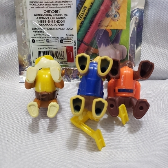 Paw Patrol Figures Set Of 3 Chase Rubble Zuma With Bonus Play Pack Activity Kit - Picture 6 of 9